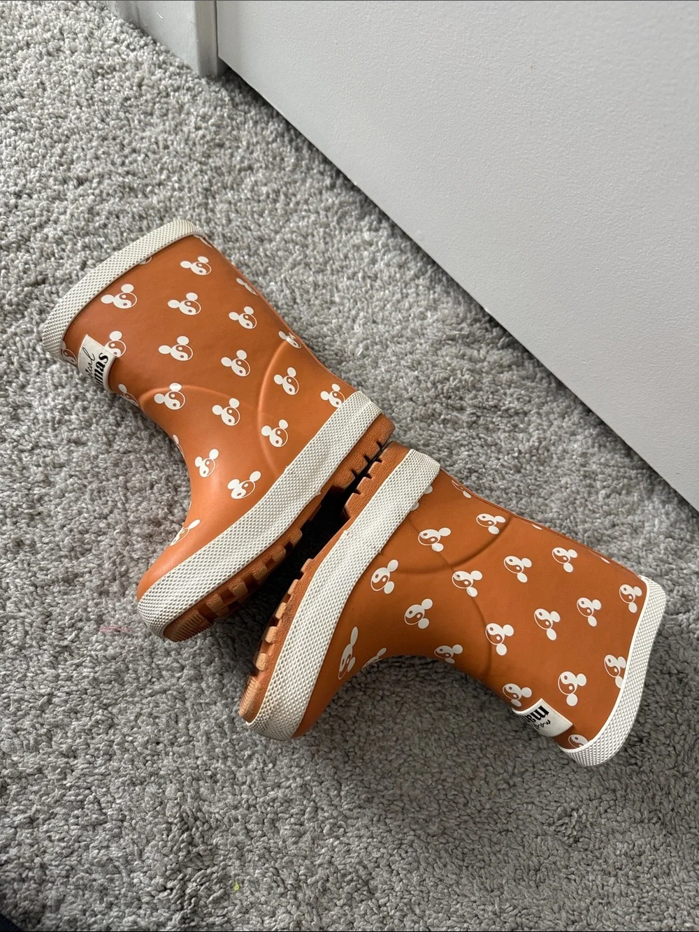 Toddler Waterproof Pumpkin Mickey-Print Rain Boots by Magical Mamas